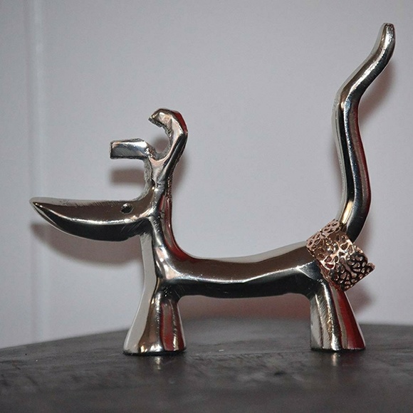 Dog Ring Holder - Picture 2 of 2